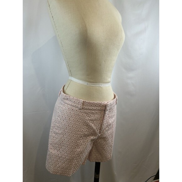 BANANA REPUBLIC Women’s Light Pink Eyelet shorts size 2 - Picture 11 of 11